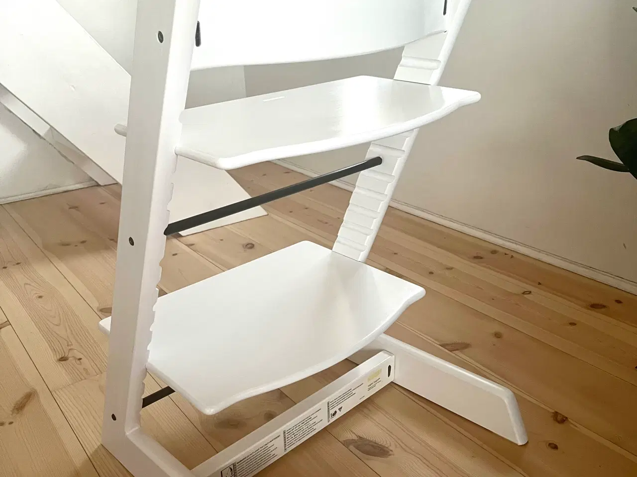 Billede 4 - Hvid Trip Trap stol m indsatser