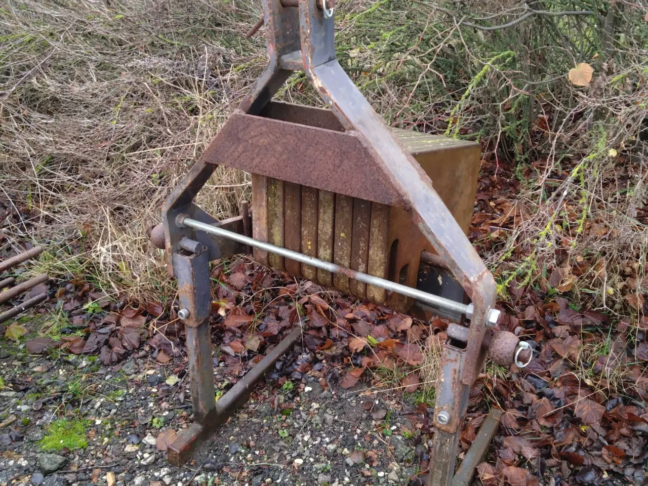 Billede 2 - Frontvægte på ramme