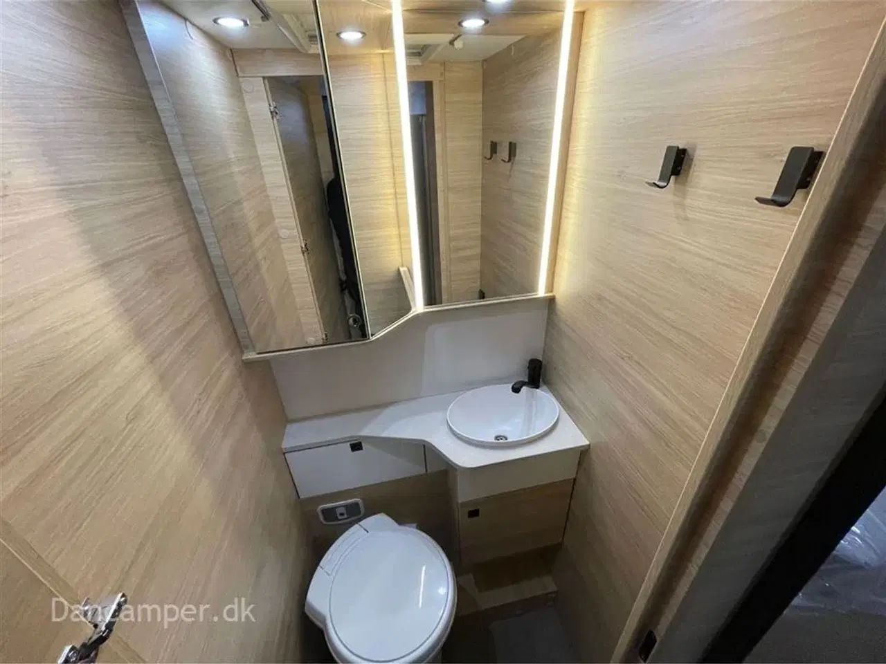 Billede 25 - 2026 - Chausson   Chausson 797 Ultimate Line, 140 HK, 8-trins automatgearkasse, solcelle. alu.fælge og adaptiv fartpilot