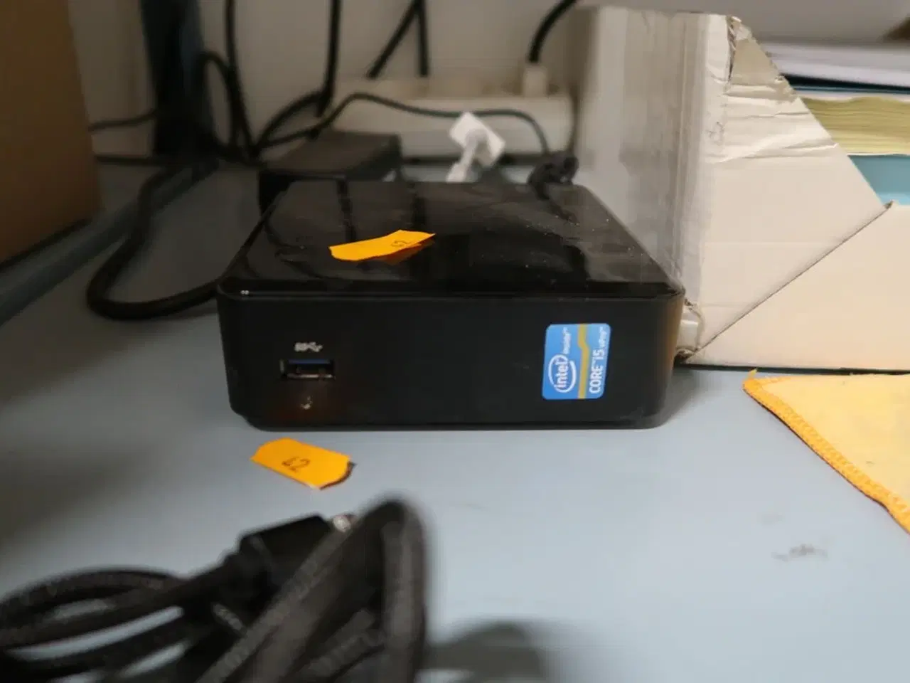 Billede 2 - Computer INTEL DC53427HYE samt harddisk HIKVISION