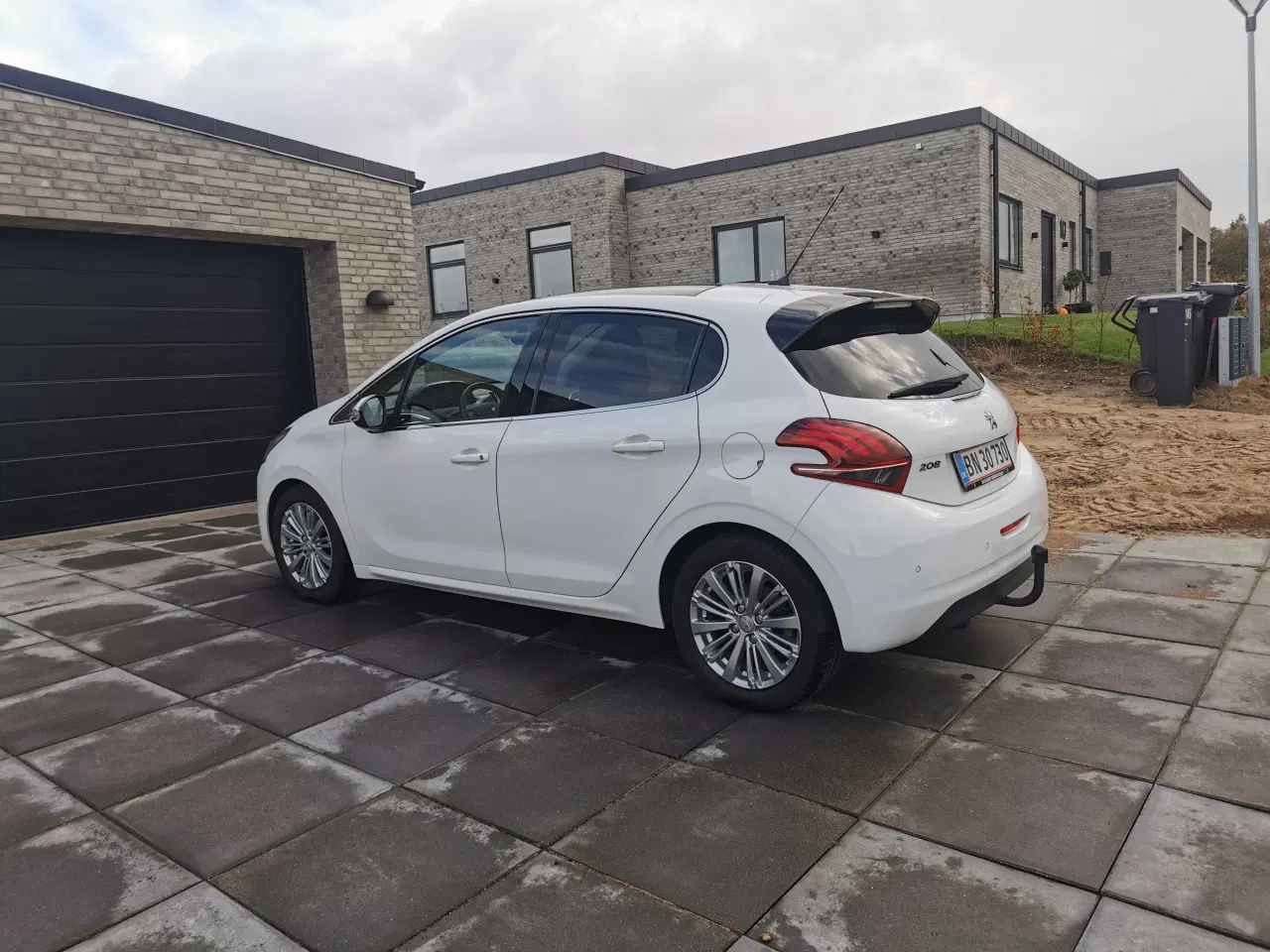Billede 4 - Peugeot 1,6 BlueHDi 100 Desire Sky 5d