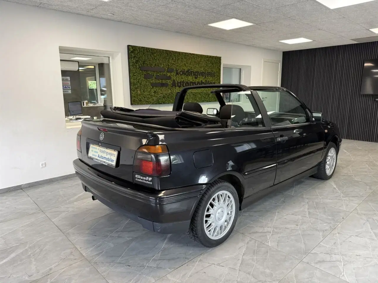 Billede 4 - VW Golf 1,6 100HK Cabr.