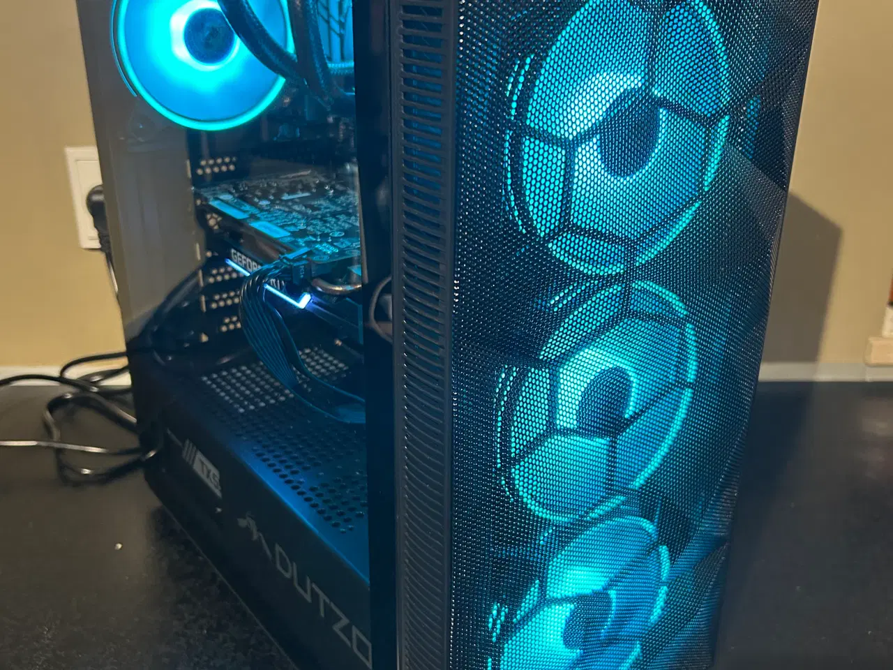 Billede 9 - 💻 Stilren & stærk gaming-PC – klar til CS2, Fortn