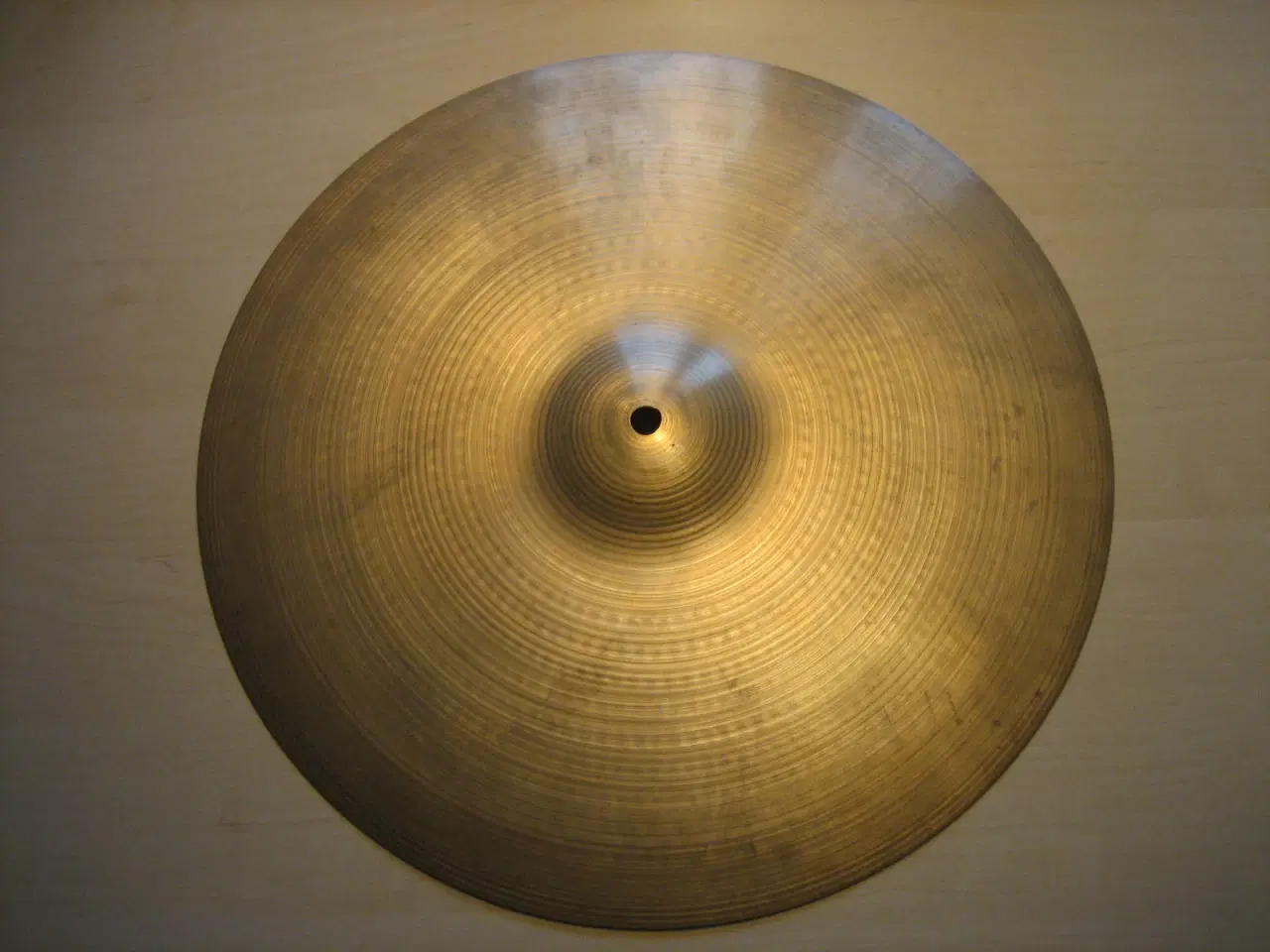 Billede 2 - 16" vintage Zildjan a crash bækken