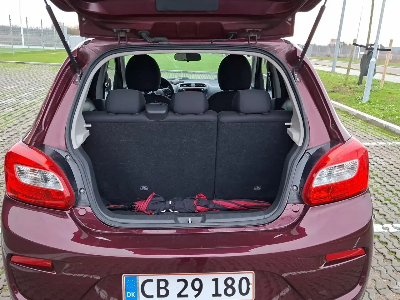 Billede 16 - Mitsubishi Space Star 1,2 Inlead