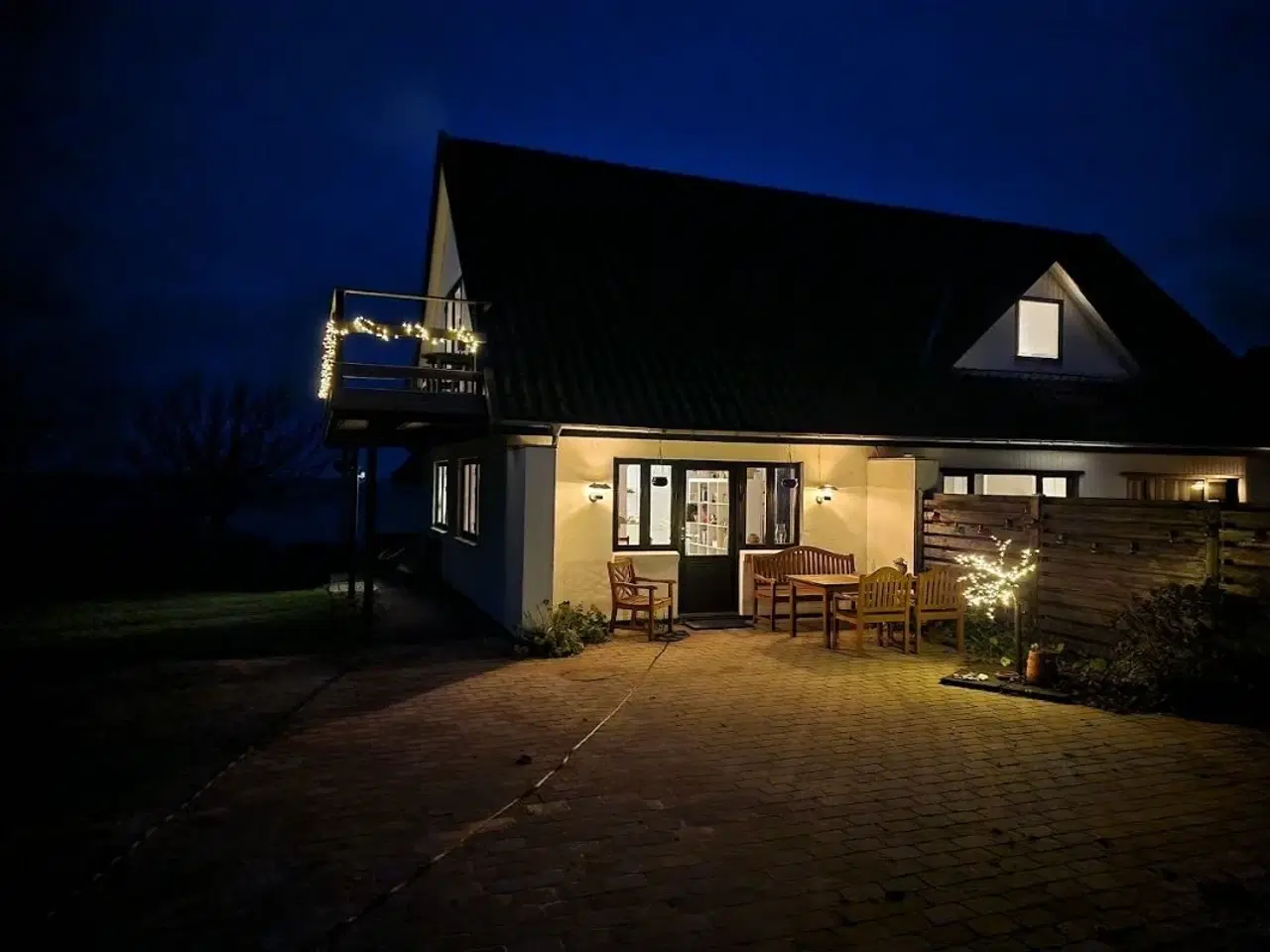 Billede 1 - Strandhus i 1. r�kke til Neksel� Bugten