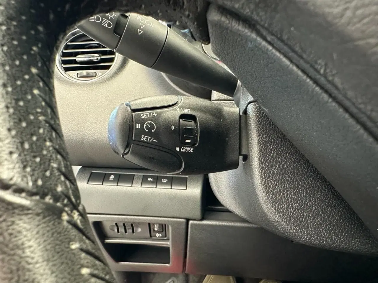 Billede 13 - Peugeot 5008 1,6 BlueHDi 120 Allure 7prs