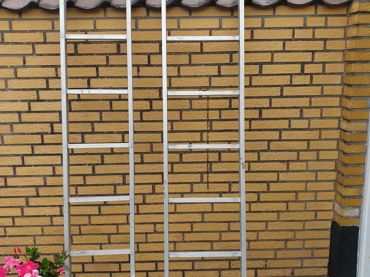 Billede 1 - Alu stige to delt