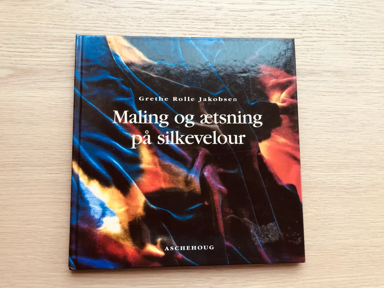 Billede 1 - Maling og ætsning på silkevelour