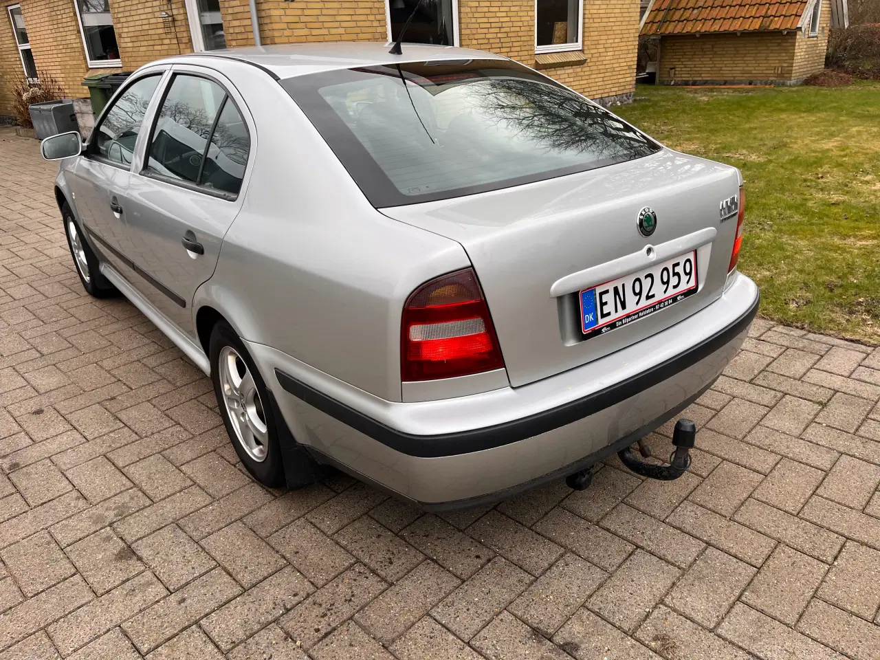 Billede 3 - Nysynet billig bil