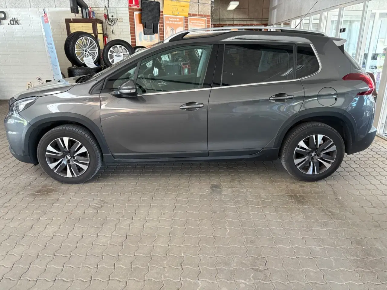 Billede 2 - Peugeot 2008 1,2 e-THP 110 Allure Sky
