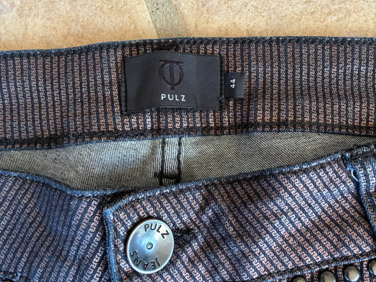 Billede 1 - Pulz bukser str. 44