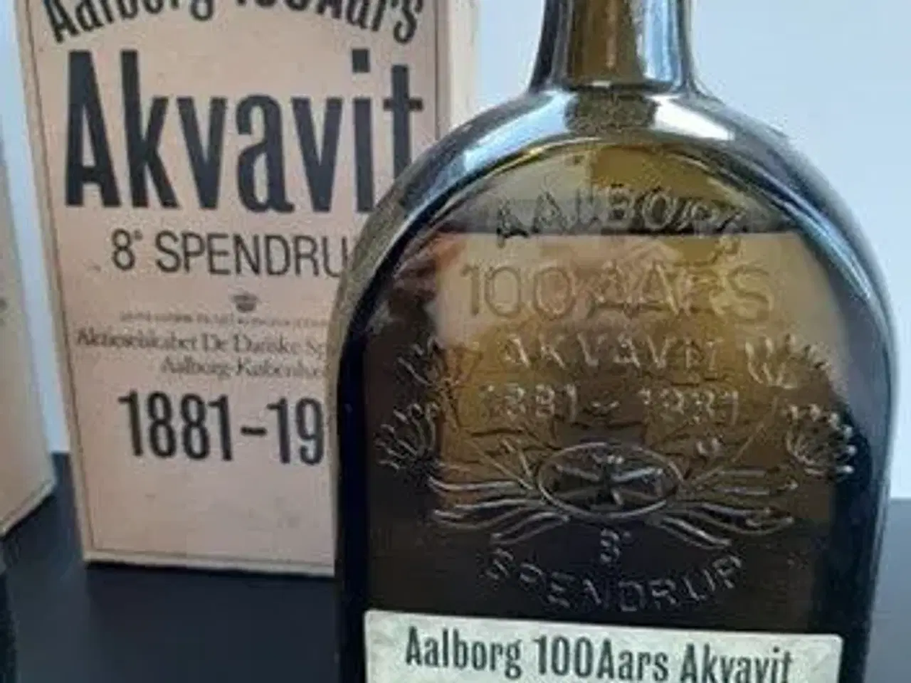 Billede 3 - 100 aars Aalborg Akvavit