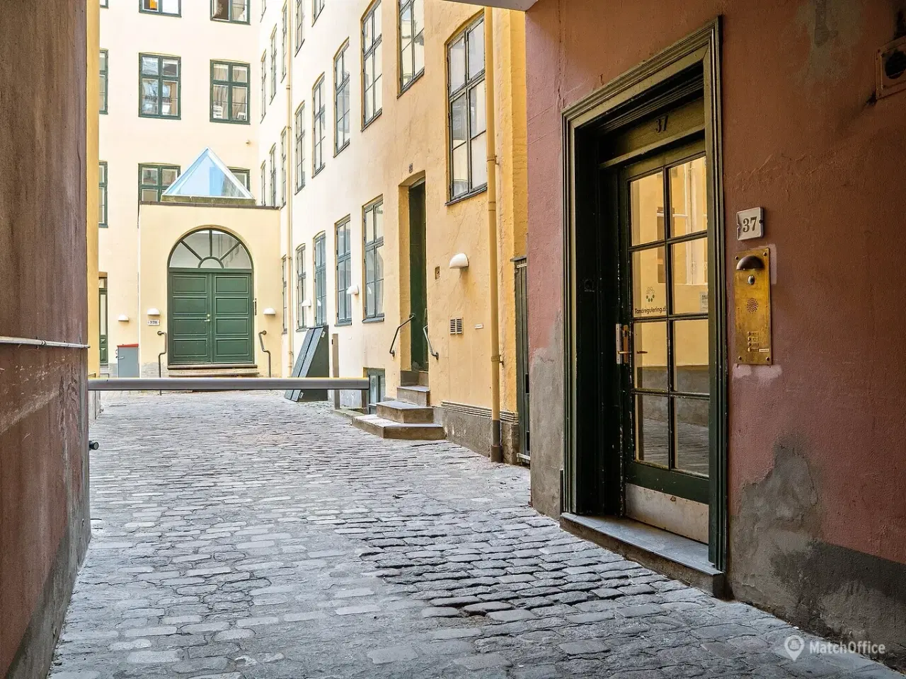 Billede 2 - Løngangsstræde - Udendørs parkering tæt på centrum