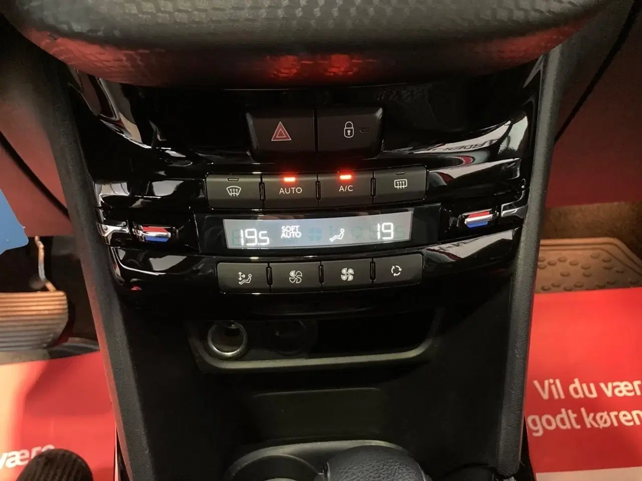 Billede 14 - Peugeot 2008 1,2 PureTech 110 Allure EAT6