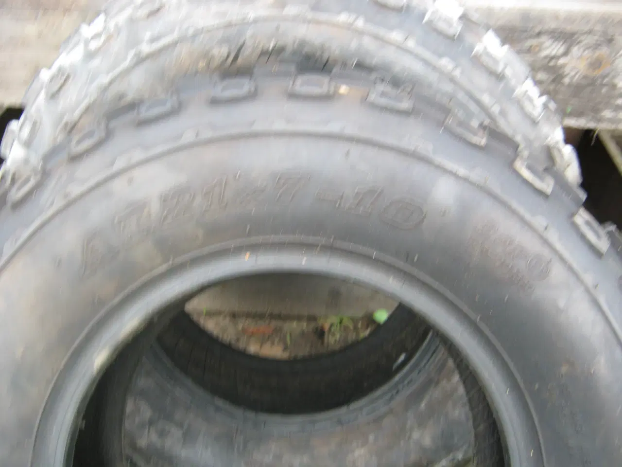 Billede 4 - hjul med dæk aeon 180 cobra +andre  