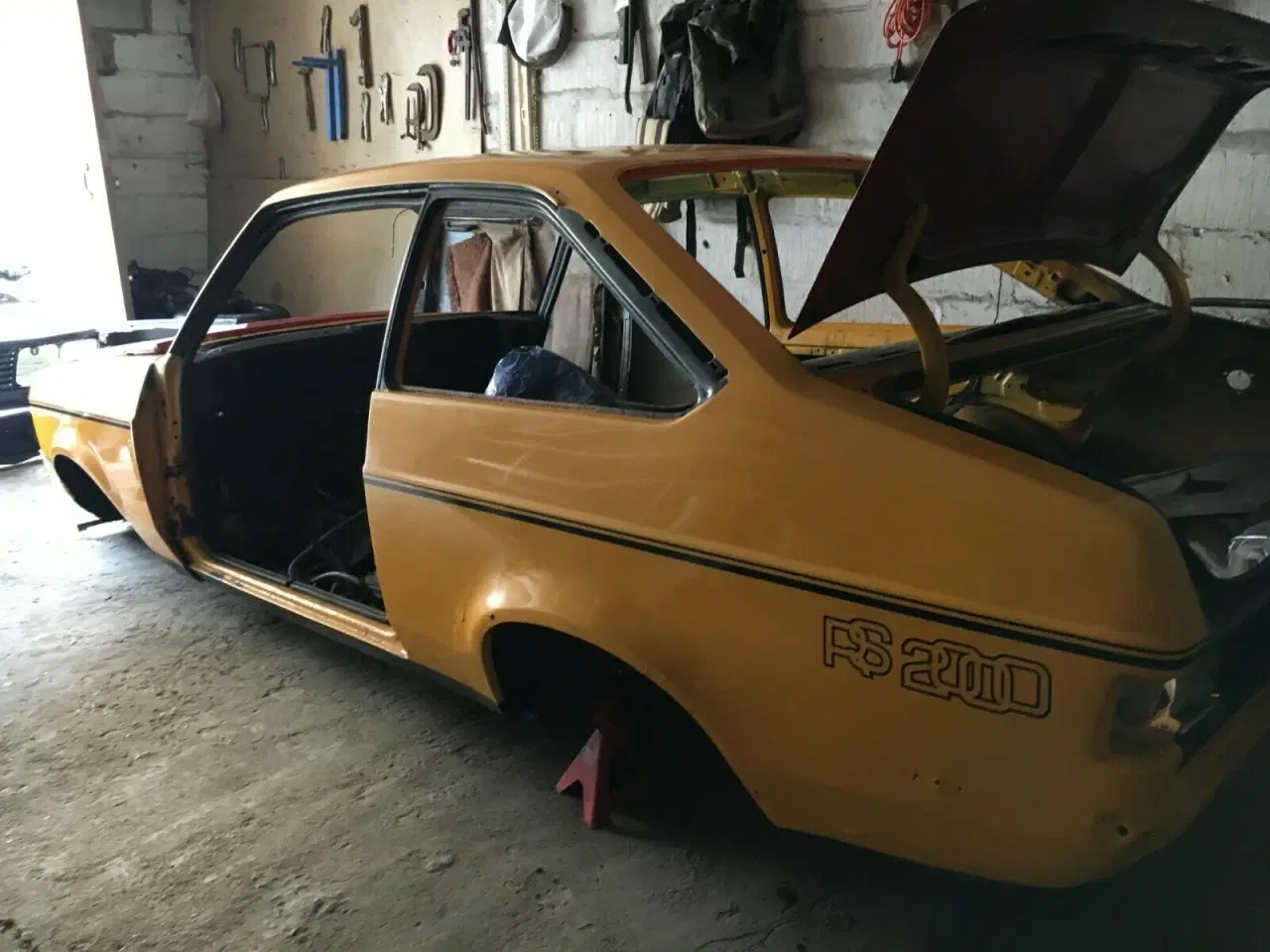 Billede 1 - Ford Escort MK2 eller Ford Sierra projekt købes!