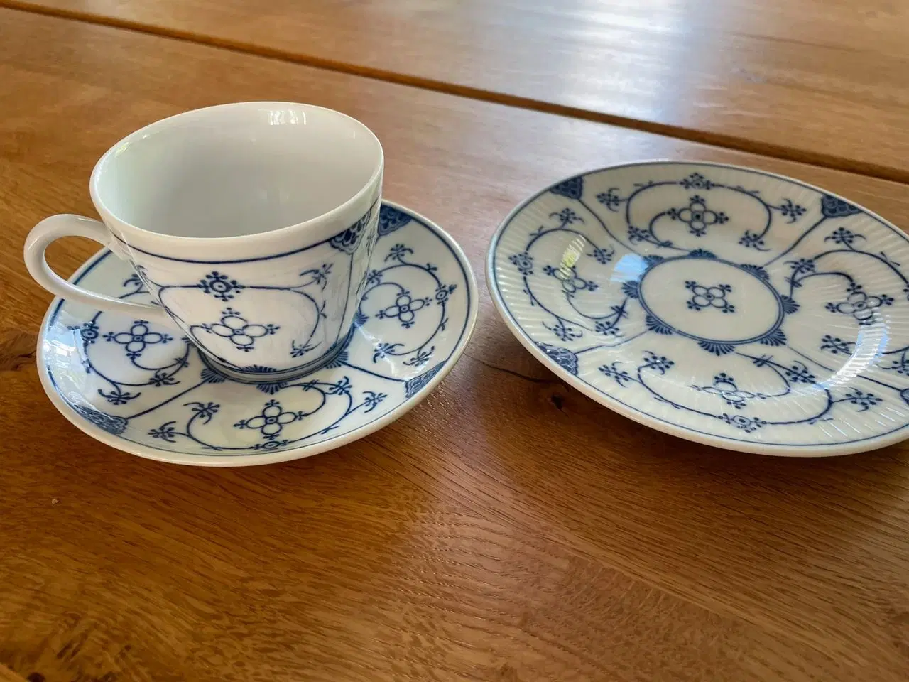 Billede 1 - Kaffestel fattigmandsmussel 54 dele
