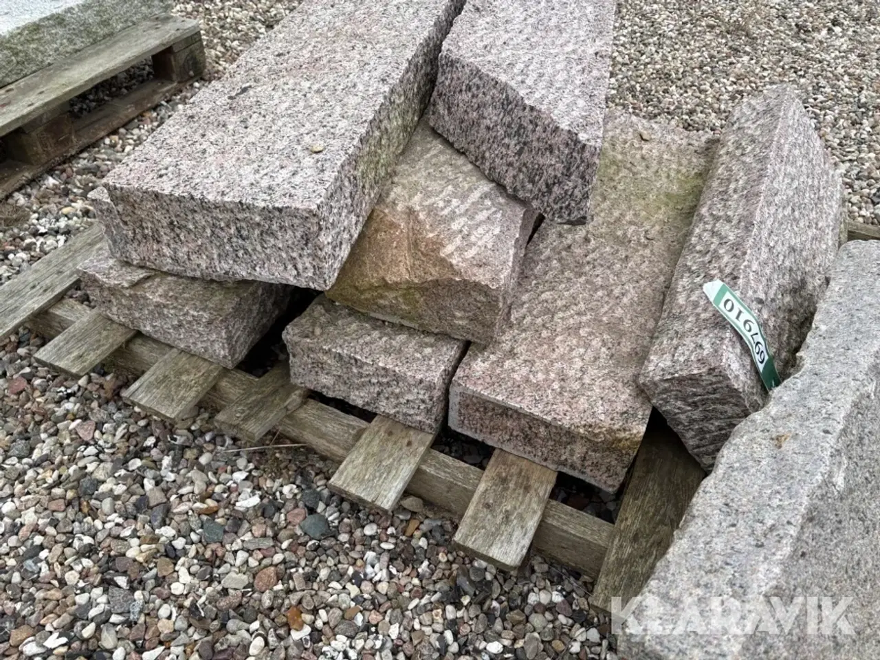 Billede 6 - Kantsten granit 9 styk.