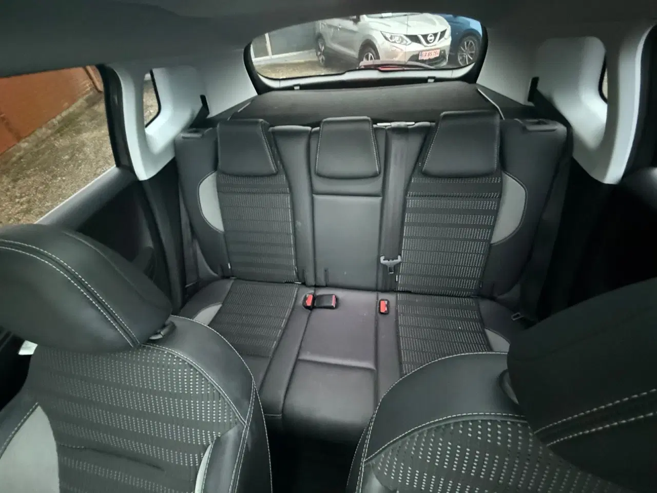 Billede 17 - Peugeot 2008 1,6 BlueHDi 100 Allure Sky