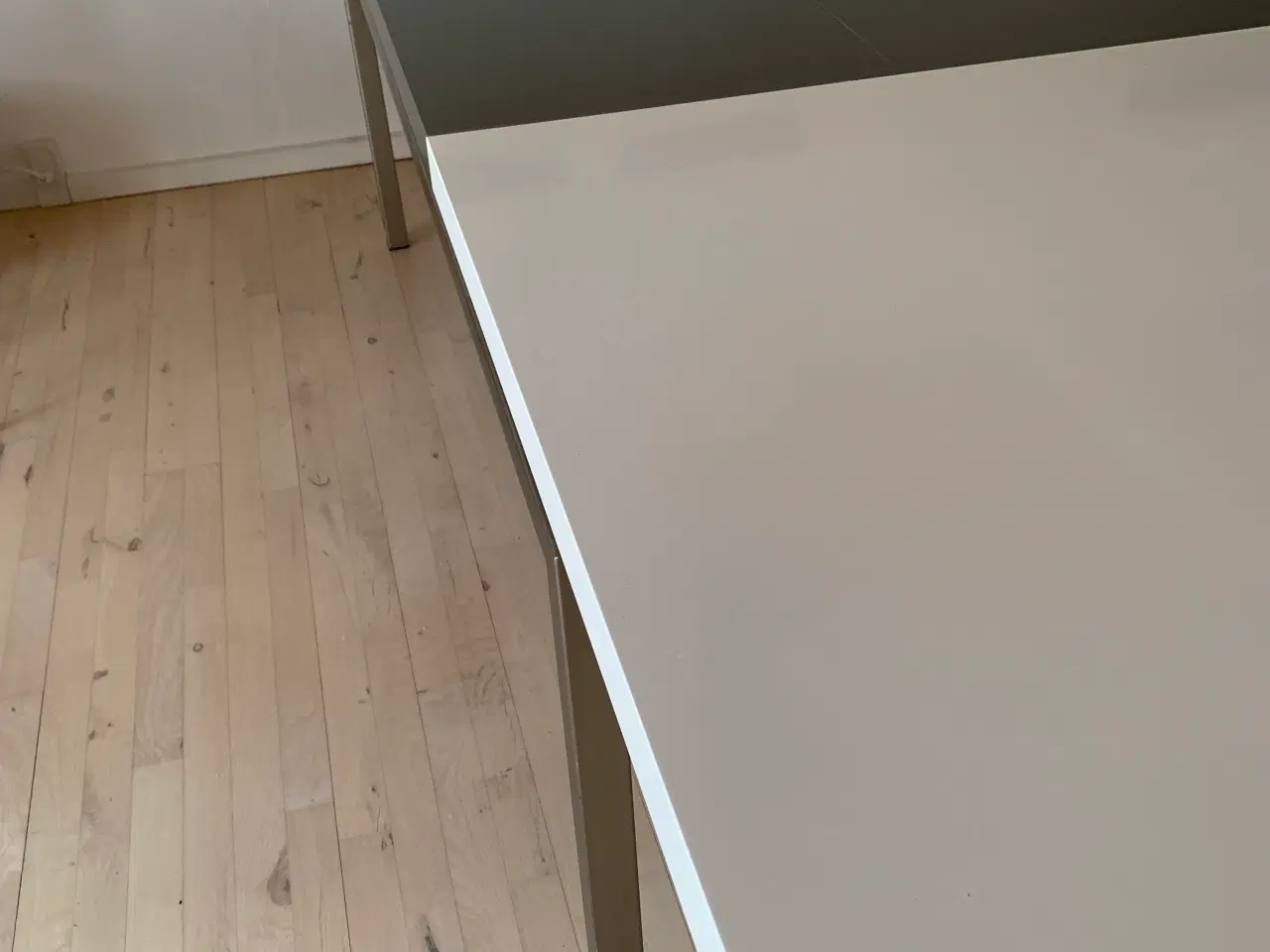Billede 8 - Spisebord hvid 