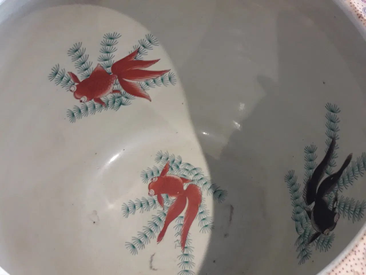 Billede 3 - Kinesisk krukke med flotte motiver