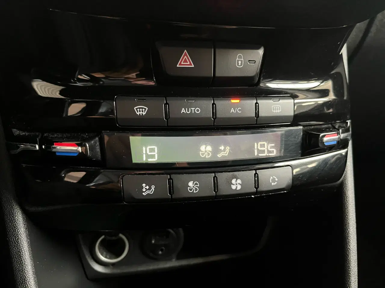 Billede 17 - Peugeot 208 1,6 BlueHDi Desire 100HK 5d