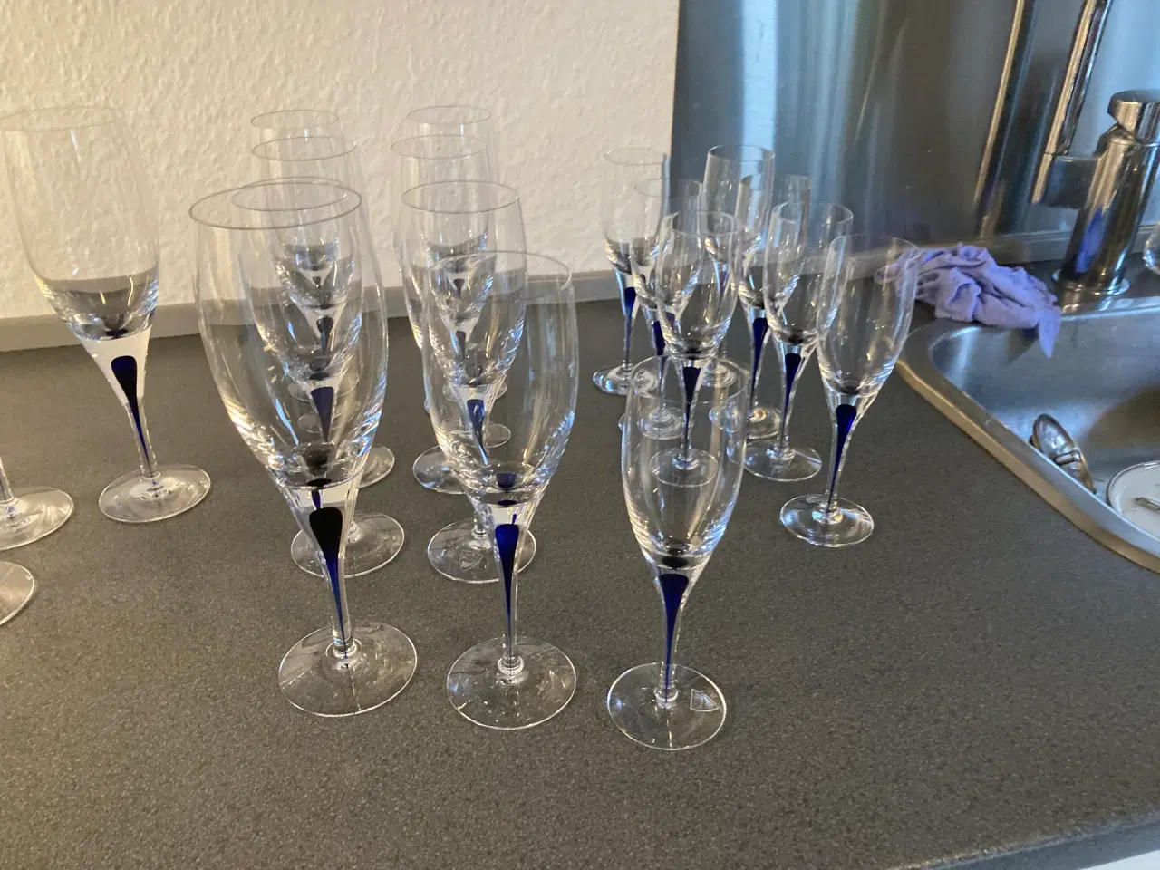 Billede 2 - Intermezzo mundblæste glas fra svenske orrefors