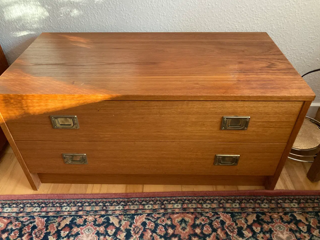 Billede 1 - Retro lille kommode i teaktræ
