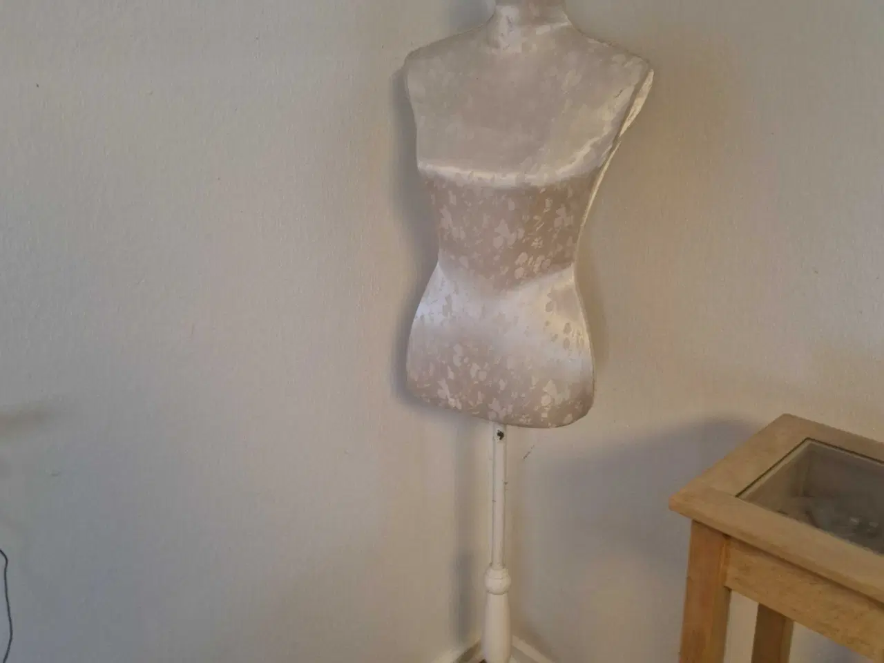 Billede 8 - Tøj Giner