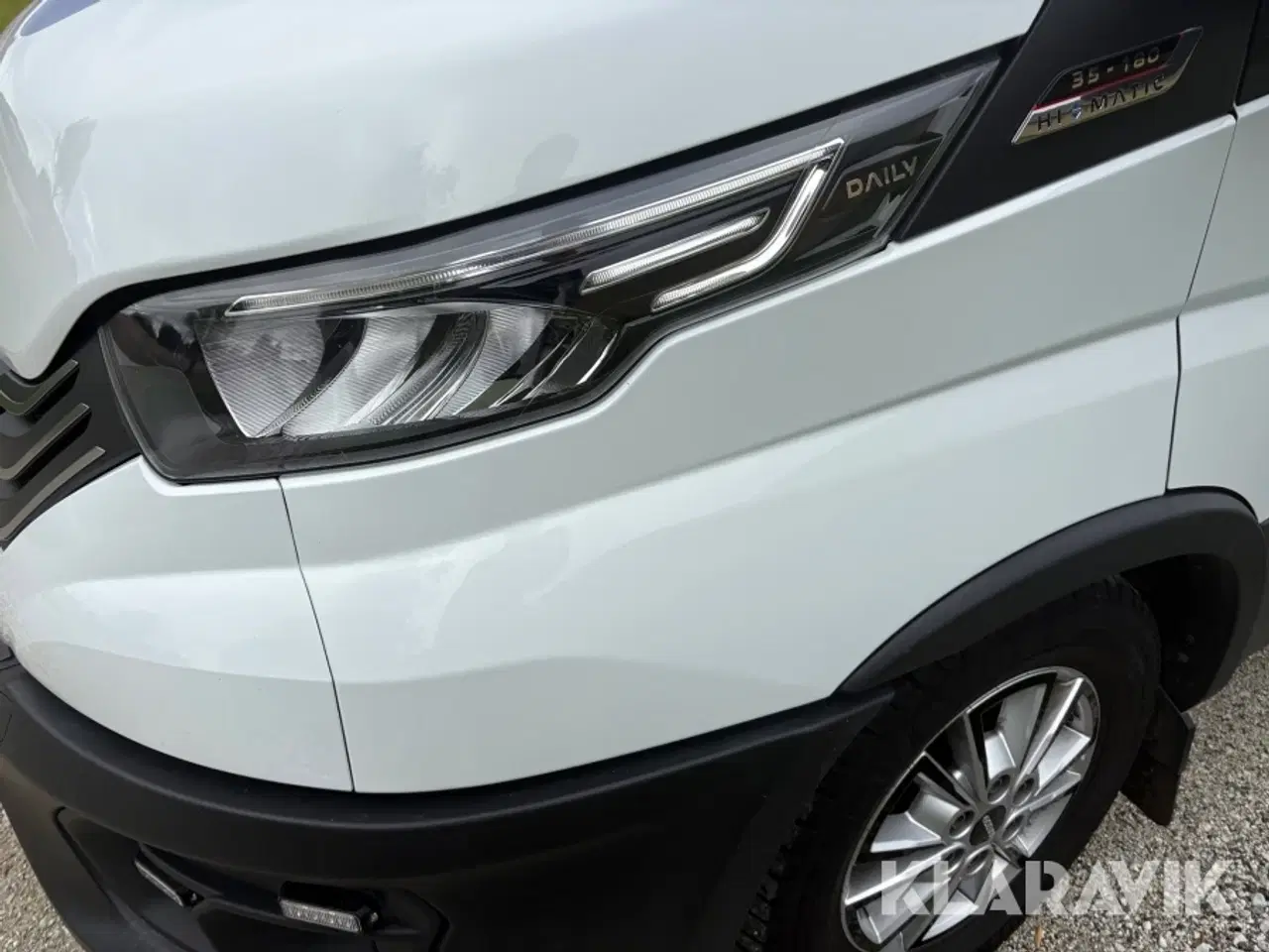 Billede 9 - Varebil Iveco Daily 35-180 med indbygget spule- og renseanlæg