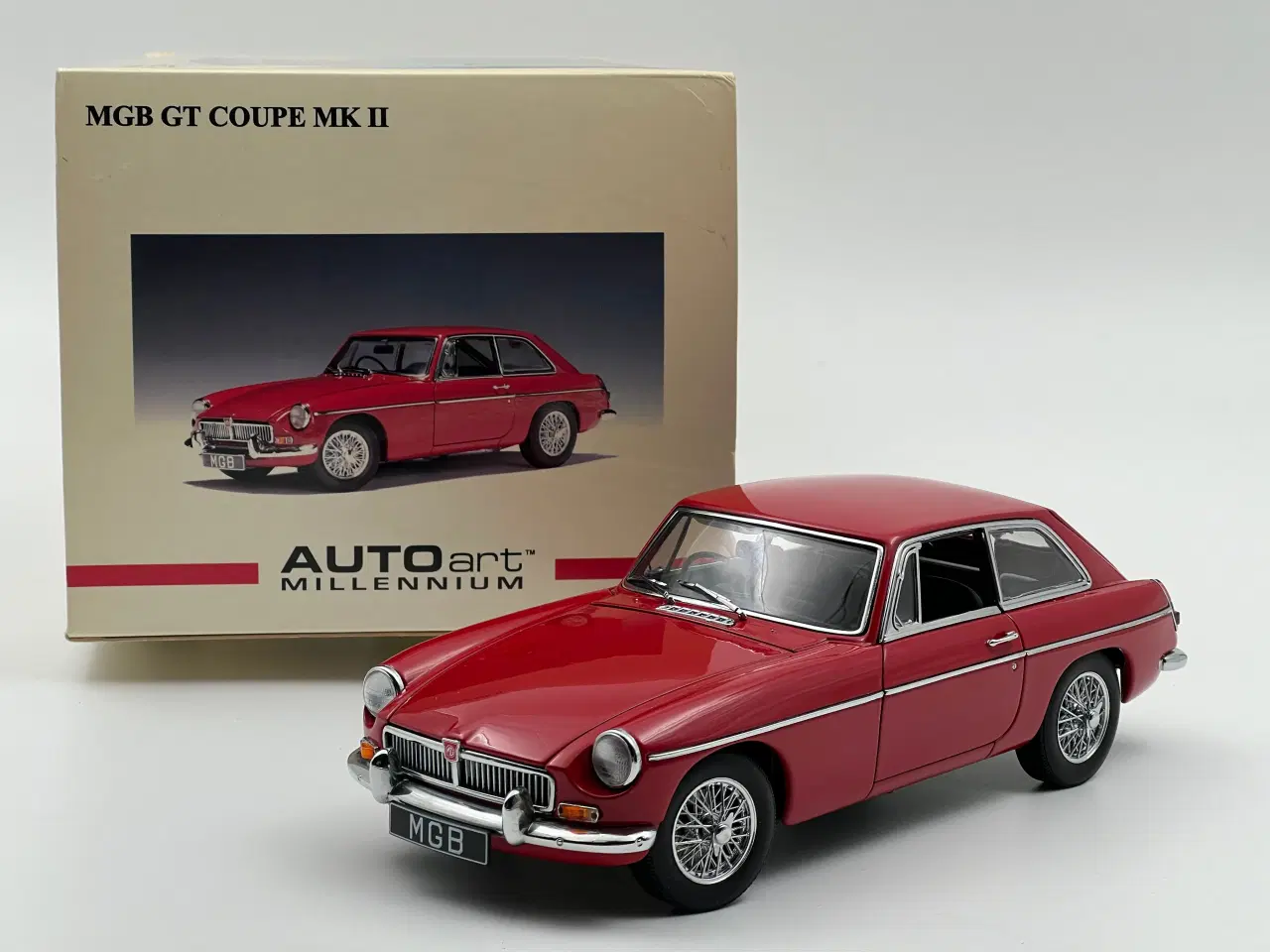 Billede 1 - 1969 MGB GT Coupe Mk2 - AUTOart - 1:18