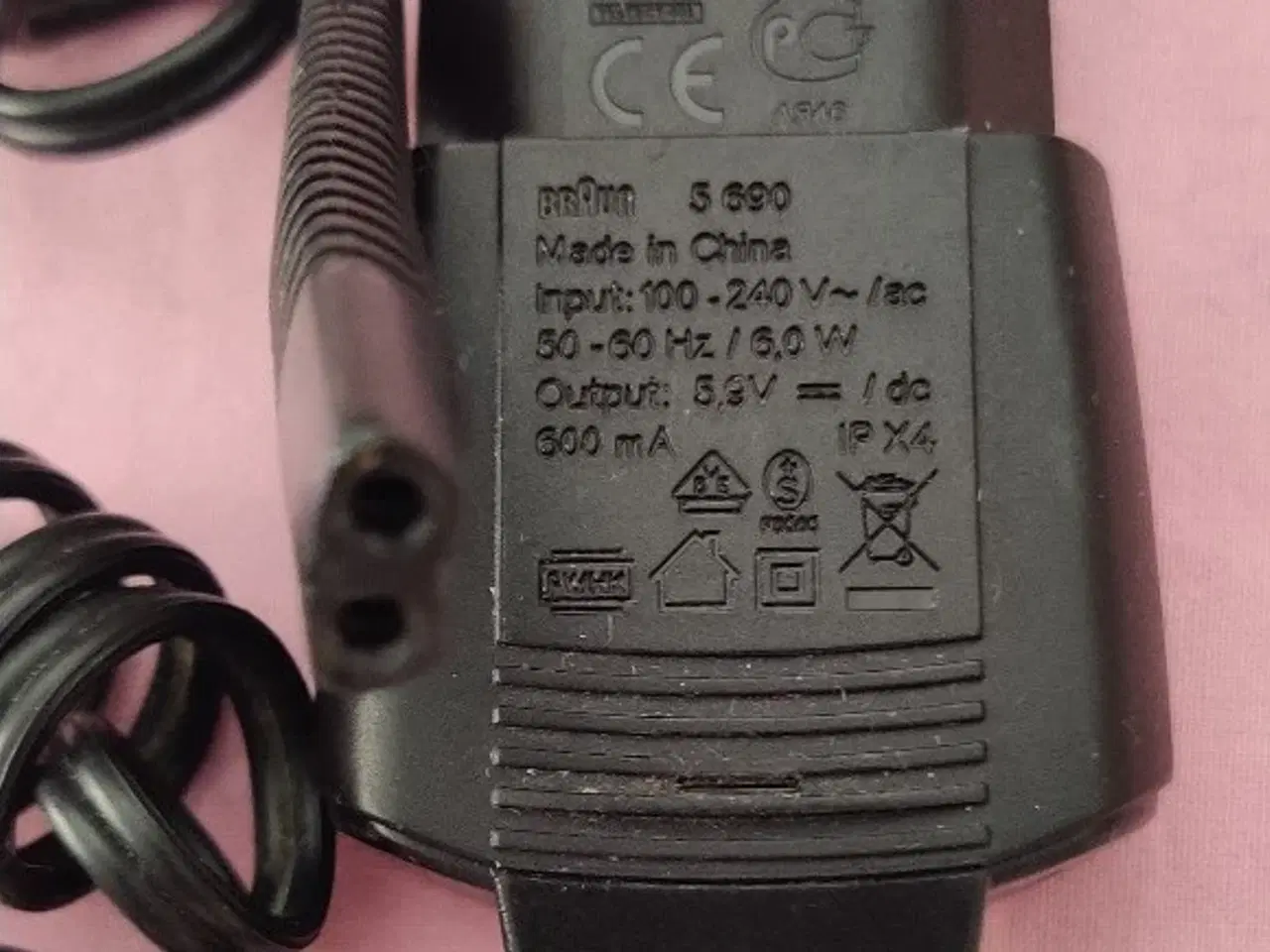 Billede 1 - Braun lader 5 690  AC/DC Adaptor strømforsyning 6V