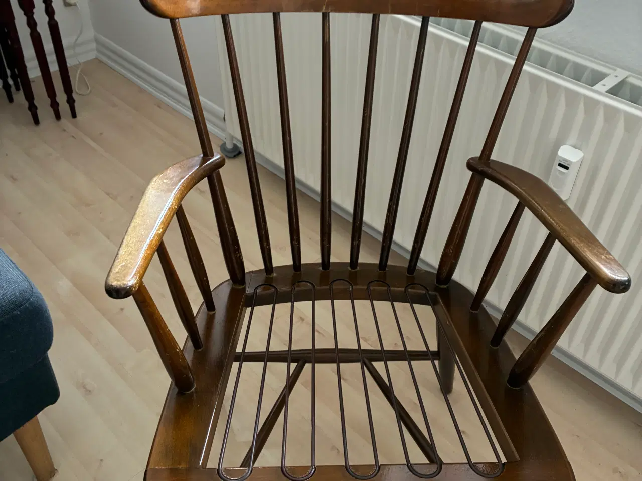 Billede 2 - Farstrup armstol med hynde - fin stand