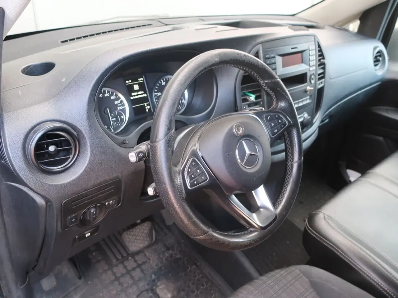 Billede 7 - Personbil (taxa) MERCEDES Vito Tourer Pro 116 CDI (ekstra lang) (momsfri)