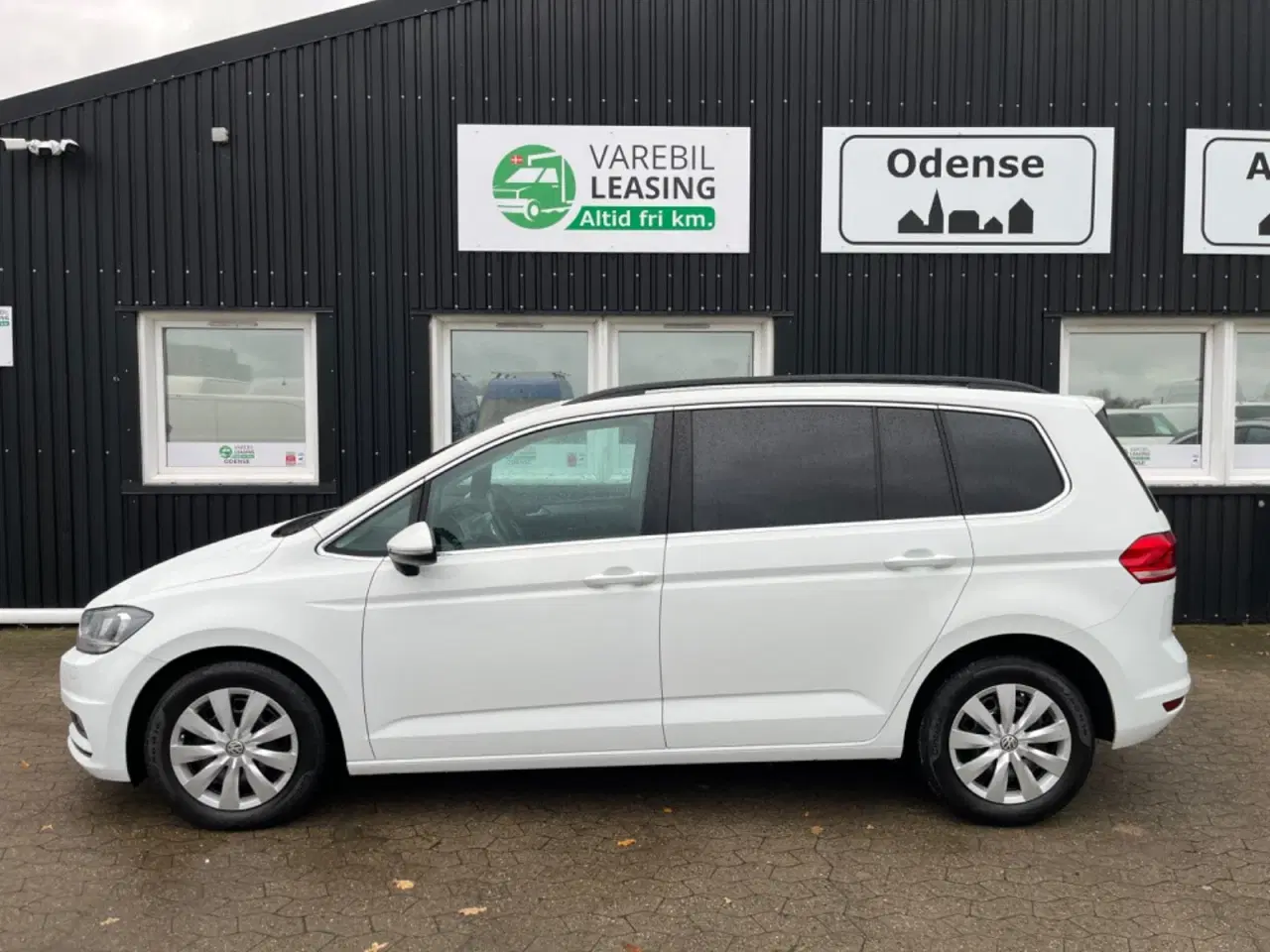 Billede 1 - VW Touran 2,0 TDi 115 Highline DSG Van