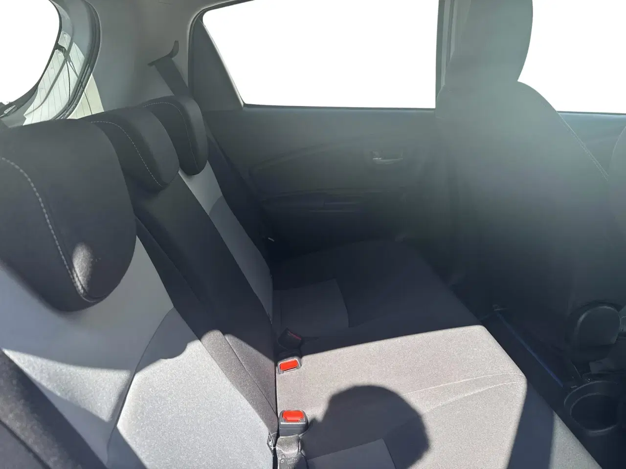 Billede 8 - Toyota Yaris 1,5 Hybrid H2 Premium E-CVT 100HK 5d Trinl. Gear