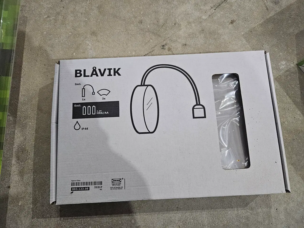 Billede 1 - IKEA BLÅVIK LED væglampe med spejl