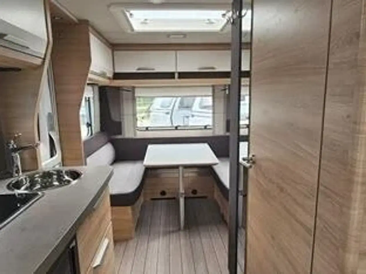 Billede 9 - Knaus Südwind 460 EU  - SOMMERTILBUD - Mover Kr: 1.- Spar 18.698