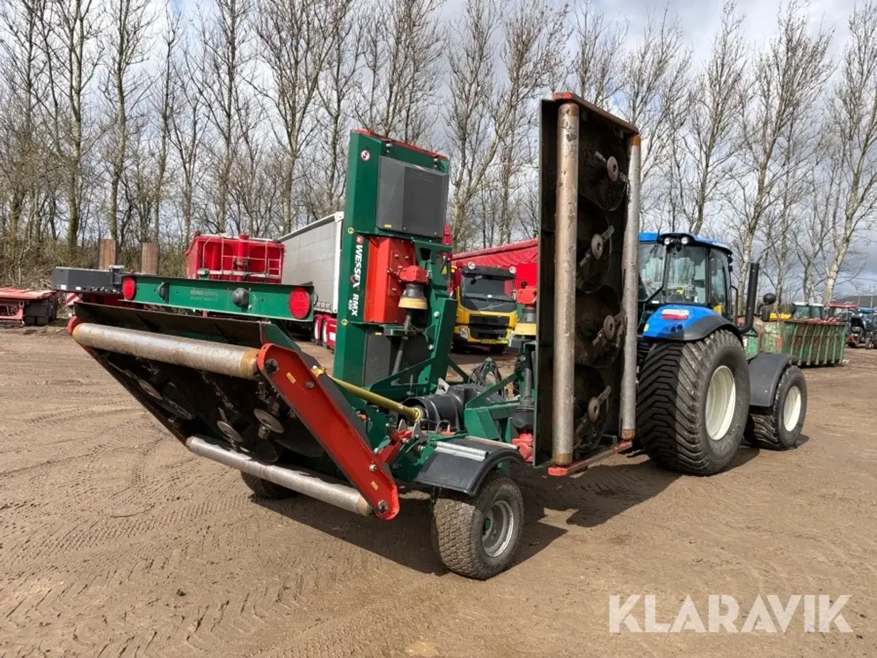 Billede 5 - Traktor New Holland T5.120 med græsklipper