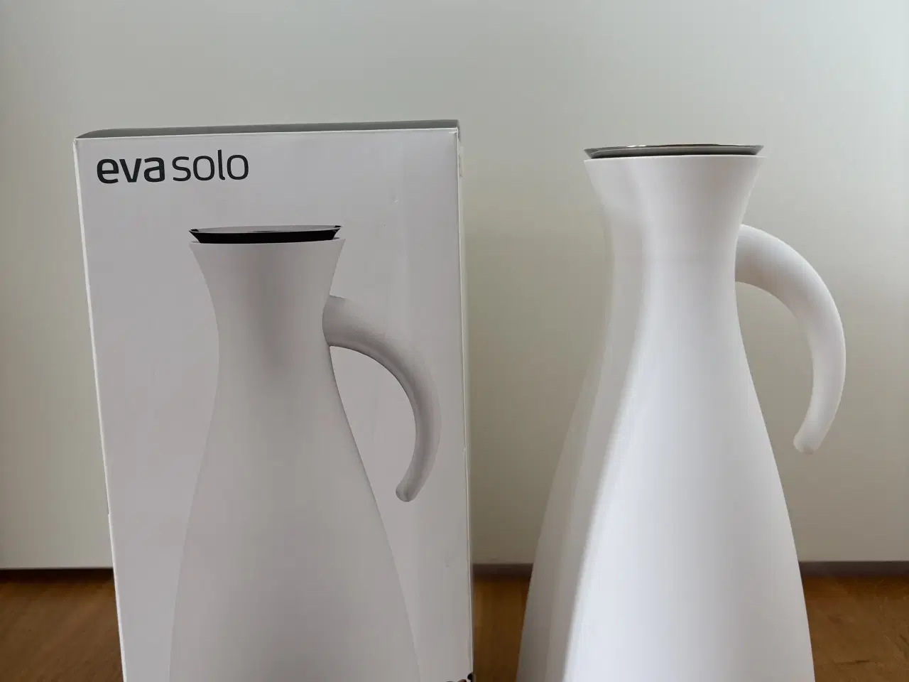 Billede 1 - Eva Solo hvid termokande – helt ny i æske