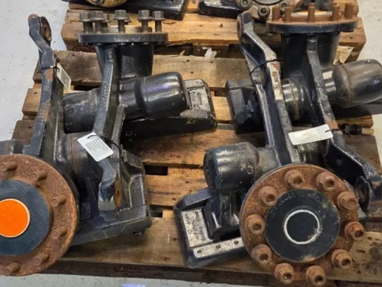 Billede 4 - New Holland CR10.90 Spindel L.  84446945 (8 Stk)