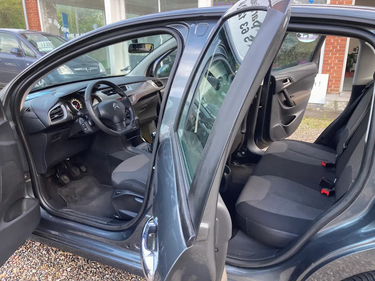 Billede 15 - Citroen C3 1.2 Nysyn Ekstrem pæn og BILLIG