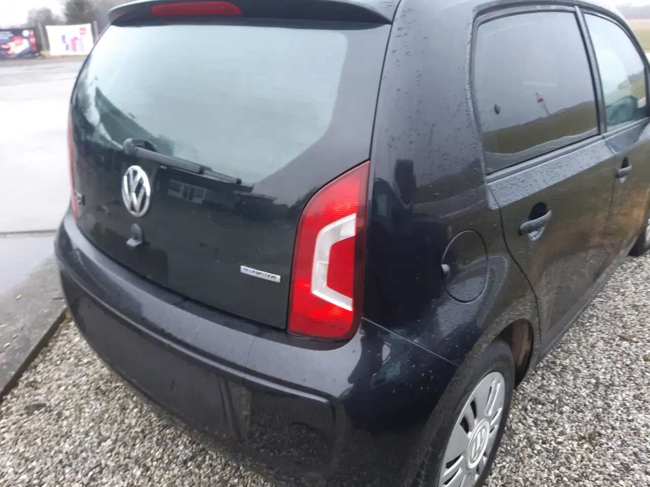 Billede 3 - VW PU. Synet. Sortmetal  Ingen rust ved tankdæksel