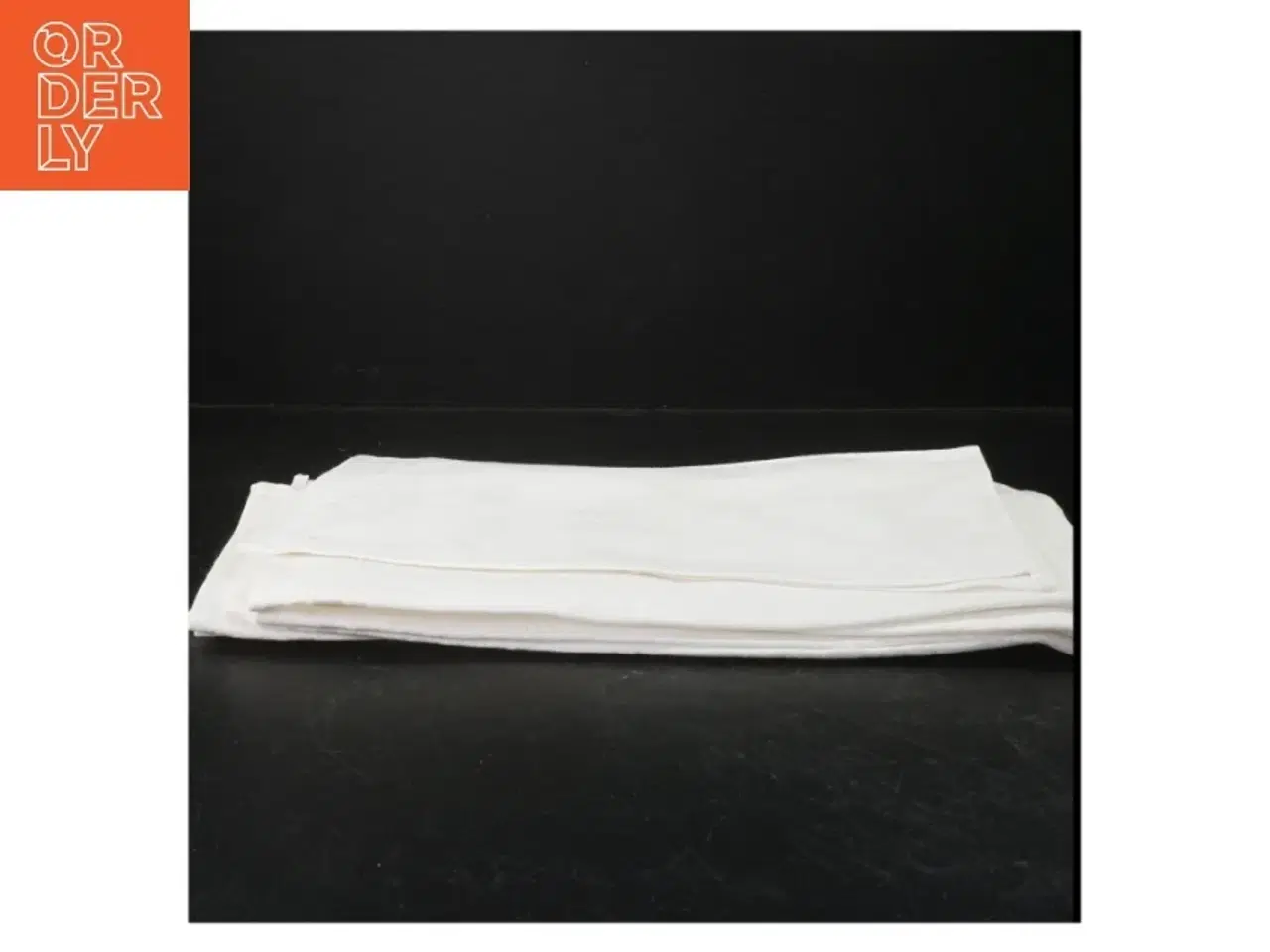 Billede 1 - Hvide servietter (str. 37. x. 32. cm. 12 styk)