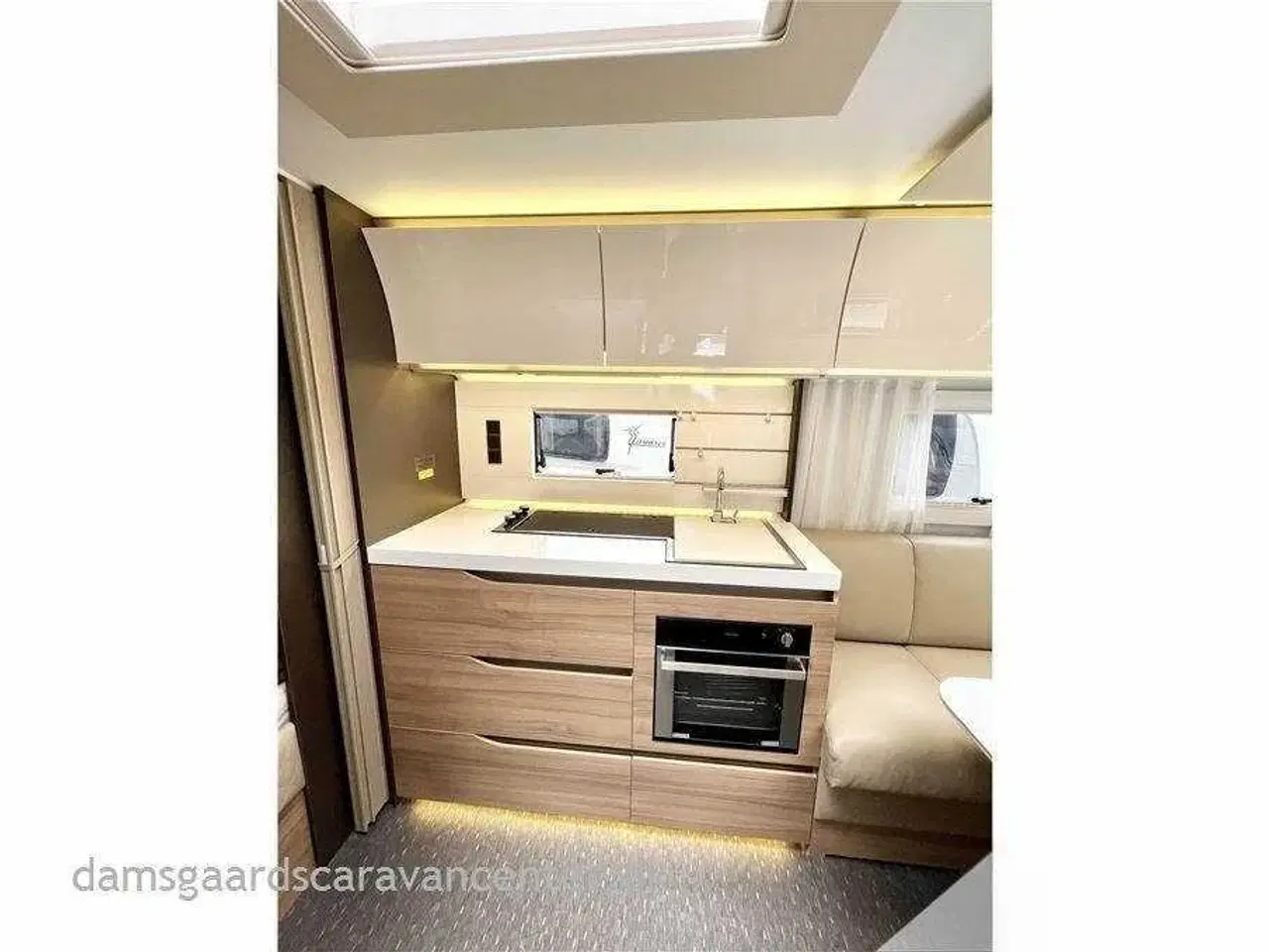 Billede 10 - Adria alpina 663 med Isabella Penta 