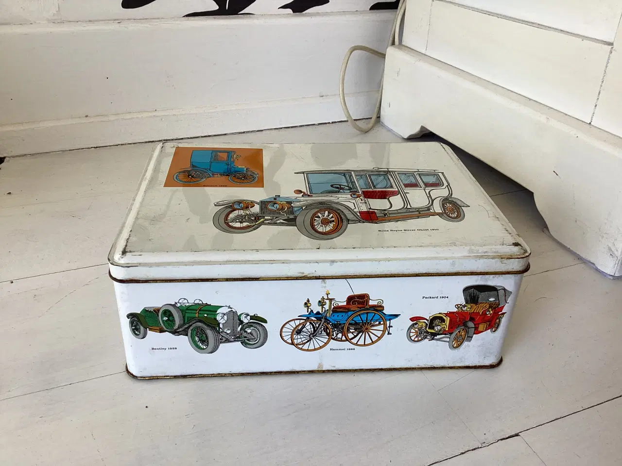 Billede 3 - Ældre Irma dåse med veteranbiler