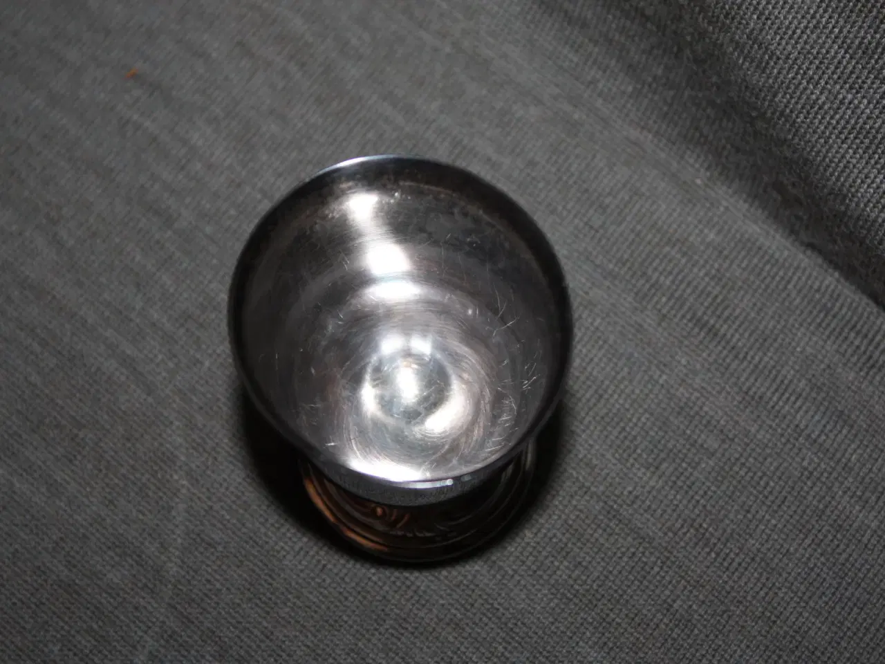 Billede 3 - Sølv æggebæger stempel 925 S samt EH eller CH