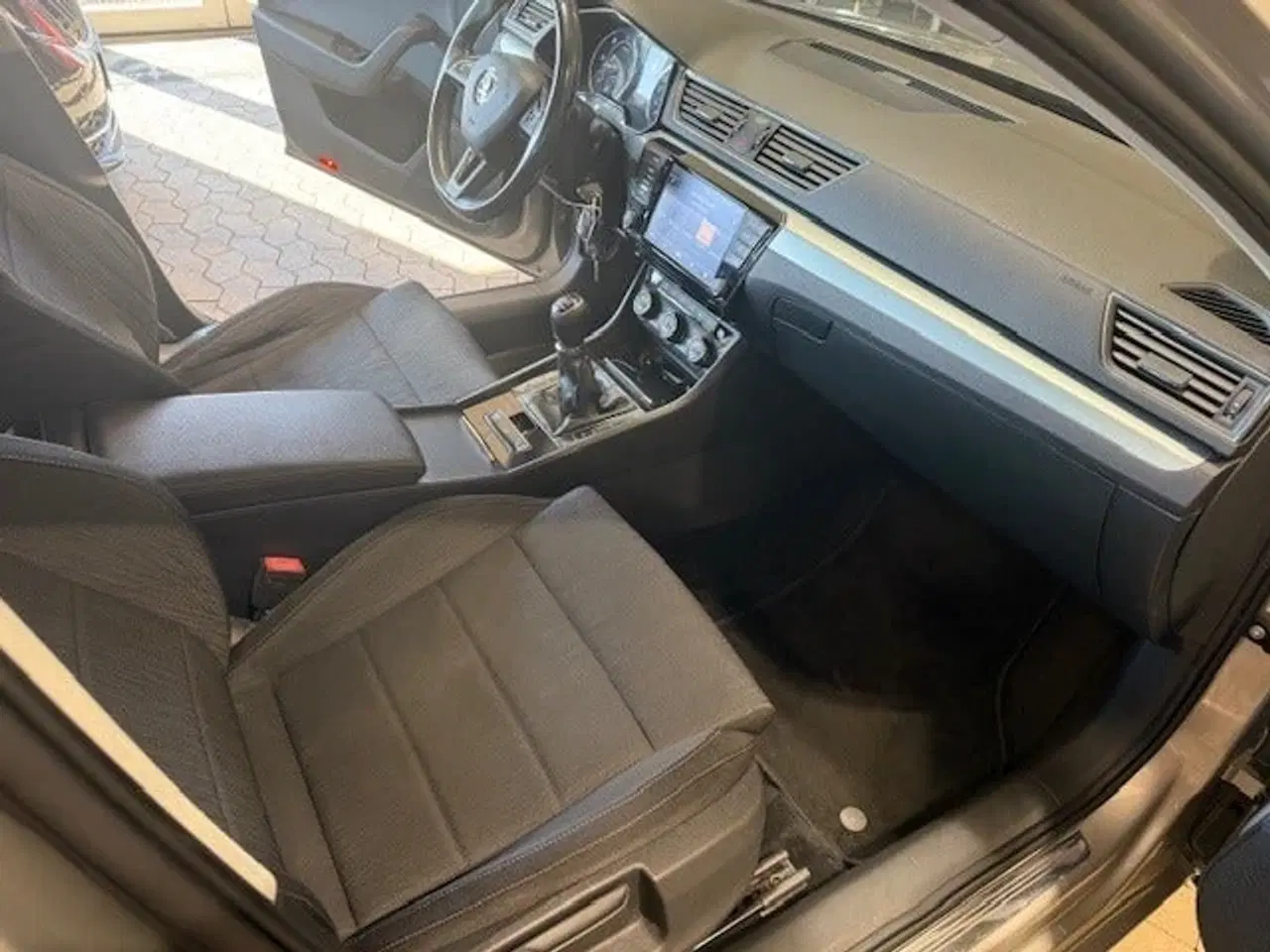 Billede 7 - Skoda Superb 1,6 TDi 120 Ambition Combi