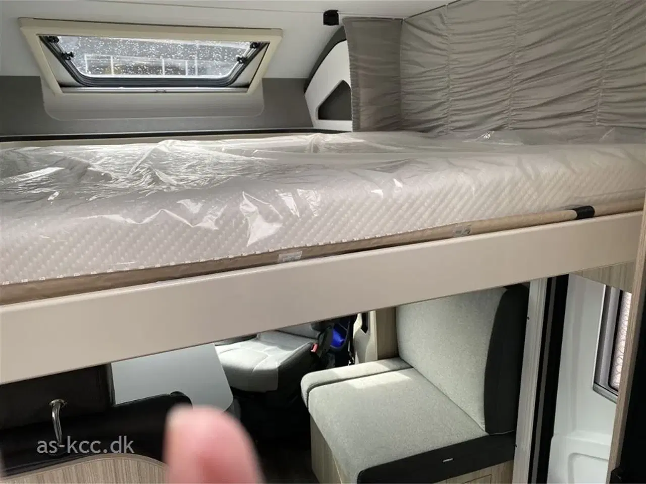 Billede 22 - 2024 - Sun Living S 75 SC   Sun Living S 75 SC automat gear og fritstående dobbelt seng.